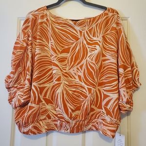 Eloquii Summer Crop Blouse w/fun print Size 16